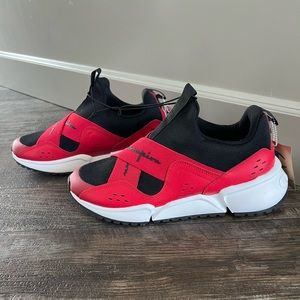 BNWT Champion 👟 Shoes